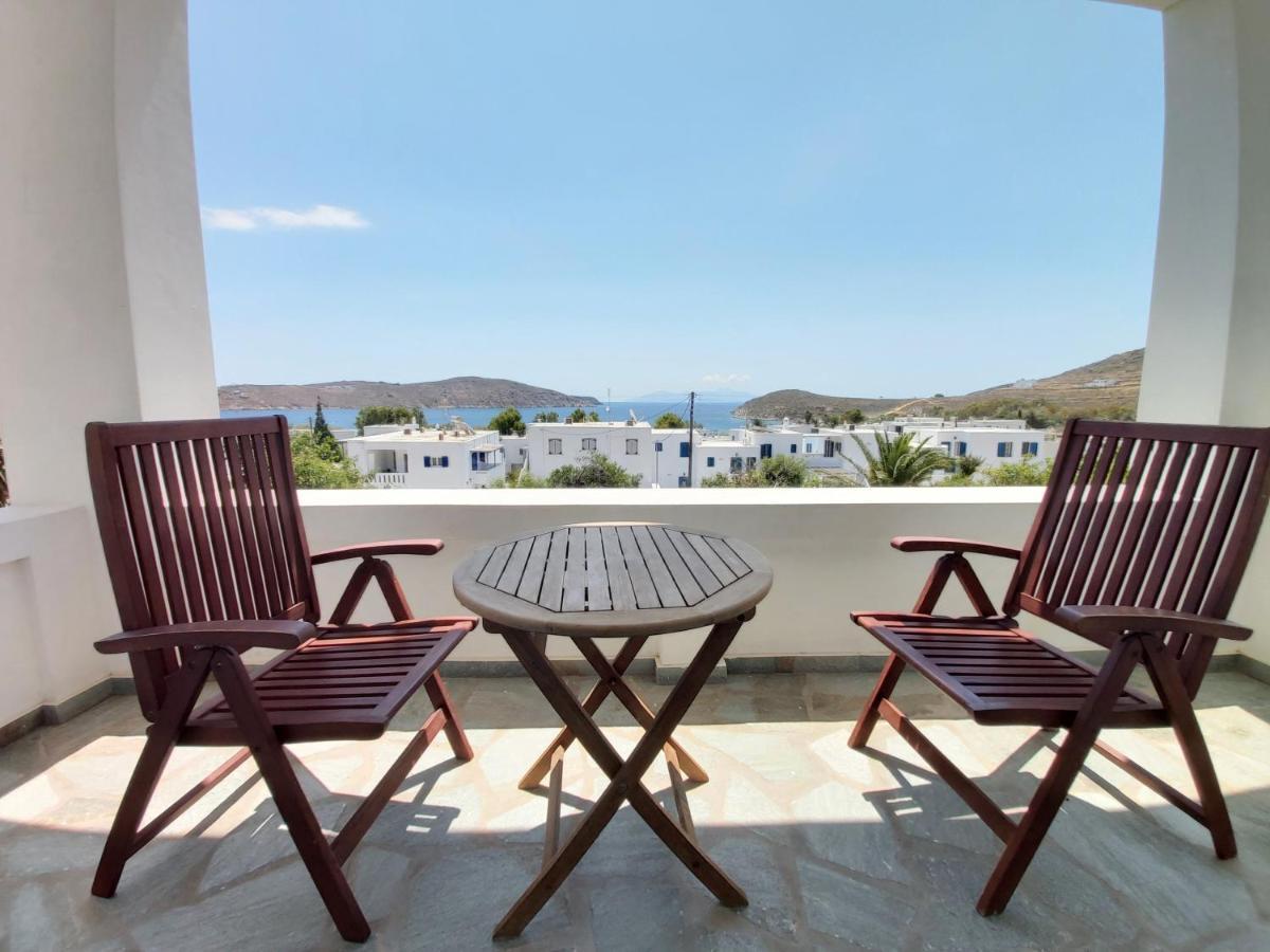 Medusa Accommodation Livadakia Екстериор снимка