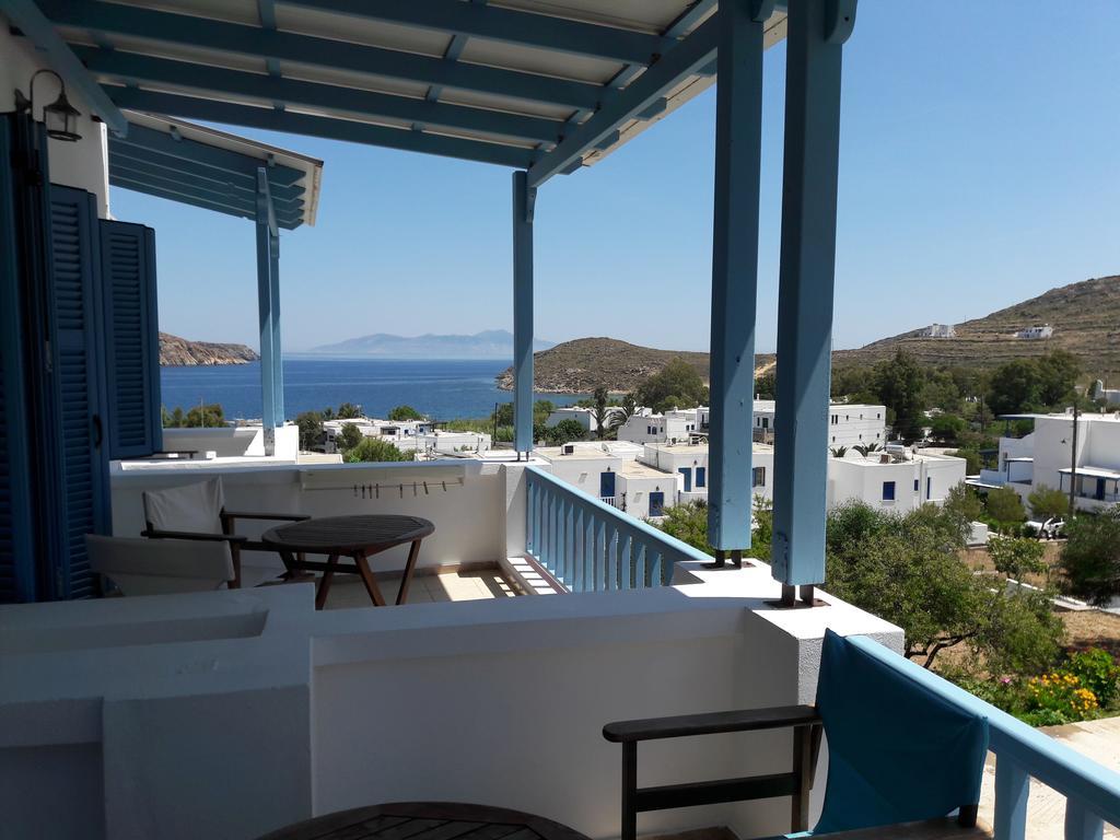 Medusa Accommodation Livadakia Екстериор снимка