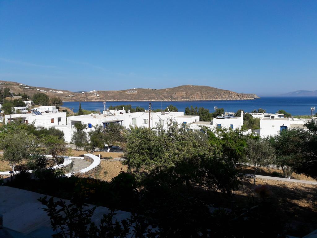 Medusa Accommodation Livadakia Екстериор снимка