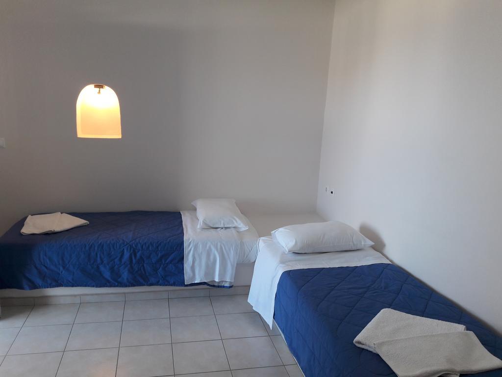 Medusa Accommodation Livadakia Екстериор снимка