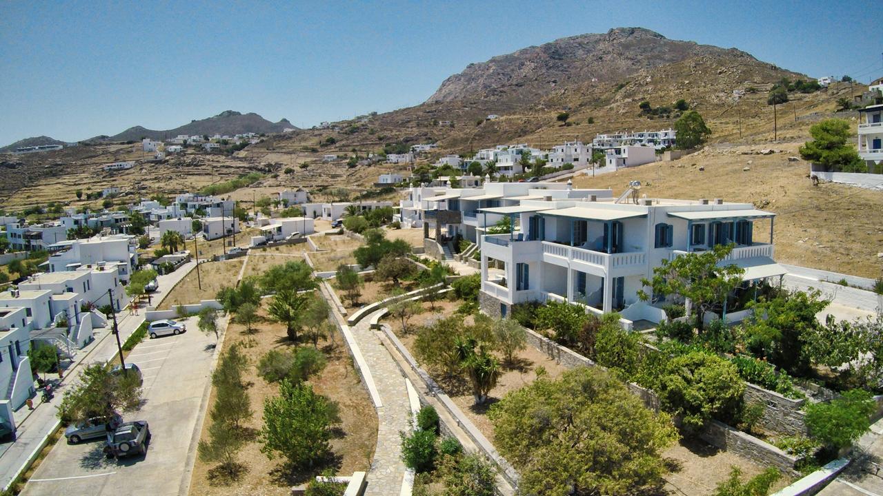 Medusa Accommodation Livadakia Екстериор снимка